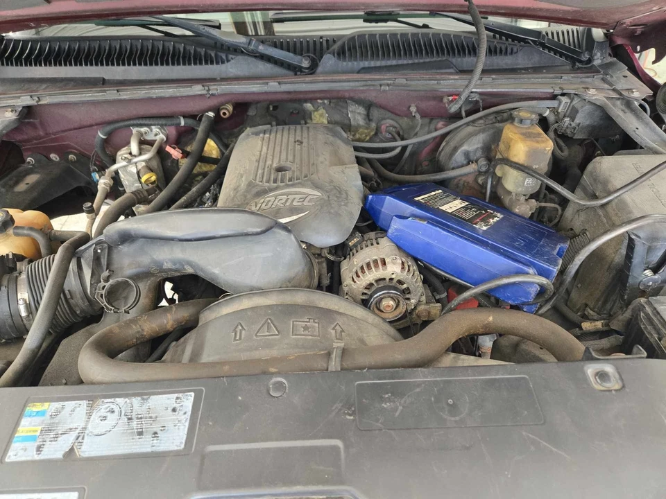 Used Engine Complete Assembly fits: 2002 Chevrolet Silverado 1500 pickup 5.3L VI - Image 1 of 4