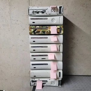 Microsoft Xbox 360 Konsole LESEN!! Nur für Teile oder Reparatur kein Strom oder Display - Bild 1 von 10