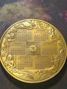 1974 Franklin Mint Calendar / Zodiac 3" Bronze Art Medallion by Ernest Lauser - Bild 1 von 3