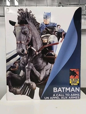Batman The Dark Knight Returns A Call to Arms 14.5" Statue - Bild 1 von 4