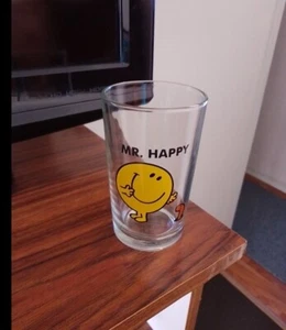 Collectable Mr Men Mr Happy Small Drinking Glass -Thoip -2011 - Picture 1 of 3