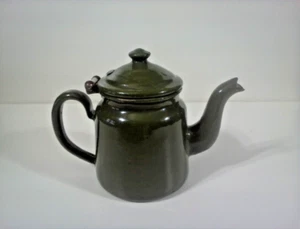 Czecho-Slovakia Green Enamel Teapot 8 fl. oz. Vintage Striking Fancy - Picture 1 of 10
