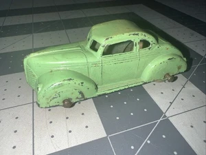 Vintage Tootsietoy #231 Druckguss 2 Türen 1939 Coupe - grün - 3-1/4" lang - Bild 1 von 5