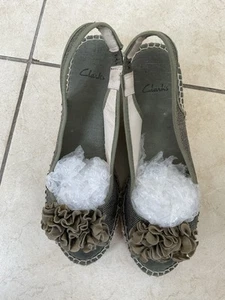 Clarks Espadrilles Wedge Slingback Peep Toe Sandals Size 5 Dark Green *Worn Once - Picture 1 of 5