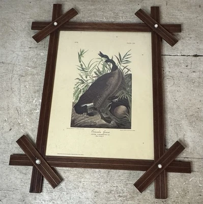 Antiguo marco de fotos de nogal de la Selva Negra ADIRONDACK porcelana punta arte vagabundo Foto 1 de 4