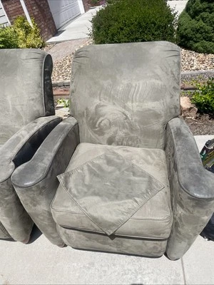 Green Lazy Boy Recliner Chair with Soft Cushions and Sturdy Arms - Image 1 of 3