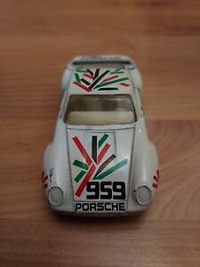 Matchbox Specials Porsche 959 1/36 Scale 1986 Diecast Toy Car Model