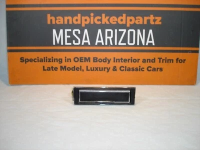 Cadillac Coupe Deville 1989-1993 tracción delantera izquierda reposabrazos trasero montaje cenicero montaje Foto 1 de 4