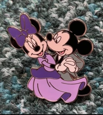 DISNEY PINS MICKEY AND MINNIE MOUSE DANCING 2008 HAUNTED MANSION SERIES SET/LOT - Image 1 of 3