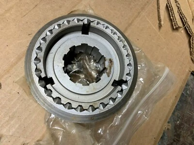 Chevrolet Chevelle Borg Warner T-16-1 1966, 3 velocidades primera sincronización inversa Foto 1 de 3