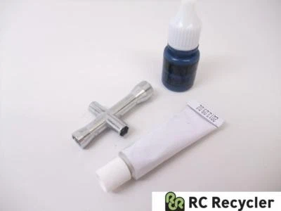 Axial AX10 SCX10 Four Way Wrench Thread Lock Grease Rock Crawler Scale - Image 1 of 2