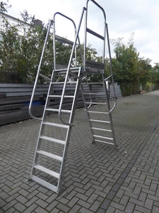 Drabina podestowa Schody podestowe GÜNZBURGER 8-stopniowa dwustronna chodnikowa + poręcz TOP - Zdjęcie 1 z 10