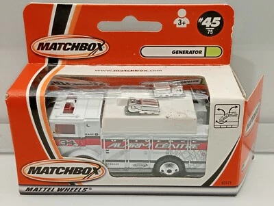 Matchbox Superfast / MB 229 - Mack Power Truck - White - Universe Alarm Centre - Image 1 of 3