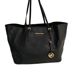 Jet Set große Tasche oder Handtasche oder Shopper schwarz mit goldenen Beschlägen  - Bild 1 von 21