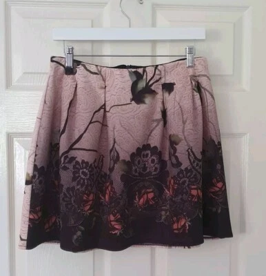 Юбка Rinascimento Gonna цветочный мини размер большая талия 29 дюймов L 17 дюймов сделано в Италии  - Изображение 1 из 4
