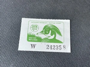Michigan 1976 Waterfowl Hunting Stamp MINT NEVER HINGED - Picture 1 of 2