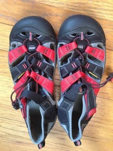 Keen 6 Newport EU 38 BIG KIDS UK 5 Waterproof Sport Sandal Excellent! - Picture 1 of 10