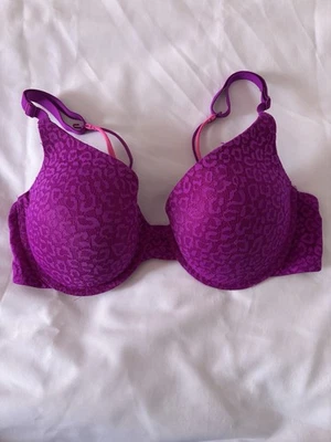 Sujetador para mujer 38D púrpura floral sin límites cierre de cierre con aros push up Foto 1 de 4