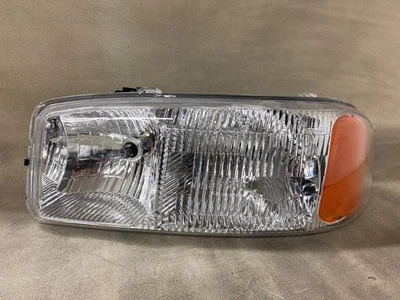 Sierra 1500 2007 luz principal lado del conductor usado mercado de accesorios Foto 1 de 4