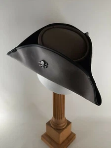 GRAY LEATHER PIRATES OF THE CARIBBEAN JOHNNY DEPP STYLE PIRATE / BUCCANEERS HAT - Picture 1 of 3