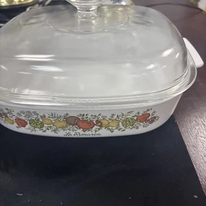 VTG CORNINGWARE SHADOW IRIS 2.5 LITER CASSEROLE DISH A-10-B WITH PYREX LID USA - Picture 1 of 9