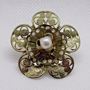 Filigree Flower Lapel Pin Faux Pearl Center Rhinestone Accents Vintage Jewelry - Picture 1 of 6