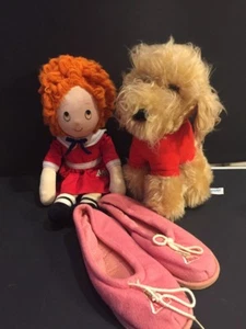 Vintage Little Orphan Annie Sammlerstück Lot ~ Annie & Sandy Plüschpuppen + Hausschuhe - Bild 1 von 12