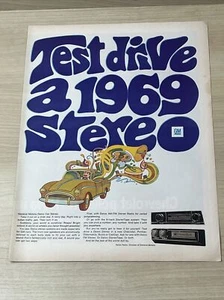 Radio estéreo para automóvil General Motors Delco anuncio impreso vintage 1968 revista Life - Imagen 1 de 1