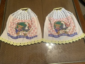 2 Vintage Hand Crochet Top AND Bottom Kitchen Towels-Friends-Goose -Bear & Bunny - Picture 1 of 3
