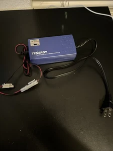 Tenergy Universal Smart Charger & Battery - Picture 1 of 4