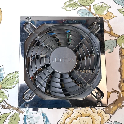 **FOR PARTS** Ultra X3 ATX 600W Power Supply - Image 1 of 4
