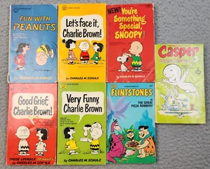 Vintage Paperback Lot of 7 Books Peanuts Charlie Brown Snoopy Flintstones Casper - Picture 1 of 12