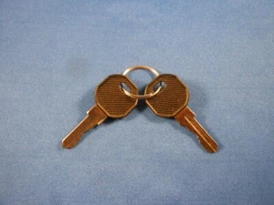 New TWO Original Genuine US GENERAL Tool Box Cart Replacement Keys K-333 - Picture 1 of 4