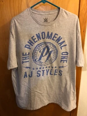 Camiseta WWE The Phenomenal One AJ Styles P1 Gris Algodón/Poliéster Talla 2XL Foto 1 de 4