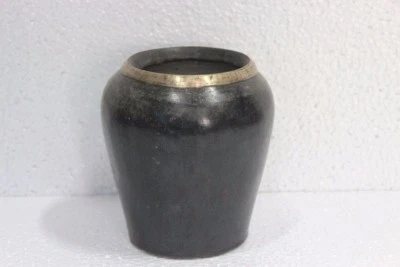 Maceta de cemento antigua antigua vintage anillo de latón ajustado coleccionable Foto 1 de 4