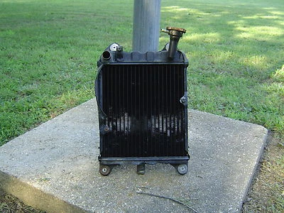 Radiador interestatal Honda GL1100 1981 Goldwing Foto 1 de 4