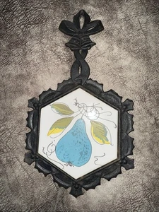 Vintage Gusseisen & Keramik Untersetzer Wandbehang Birne Obst Küche - Bild 1 von 6