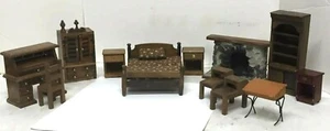 Gran Lote de Muebles de Madera Miniatura Vintage para Casa de Muñecas, Cama, Secretaria ++  - Imagen 1 de 12