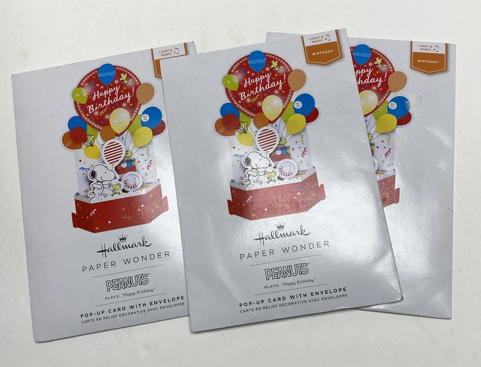Hallmark Paper Wonder Peanuts Pop Up Birthday Card with Music - Snoopy -
