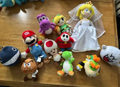 Game Super Mario Bros Plush Toys Lot Nintendo Princess Peach Bride - Image 1 of 4