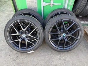 Original BMW 1er F40 2er F44 18 Zoll Winterreifen M554 7,5mm Performance Räder - Bild 1 von 8