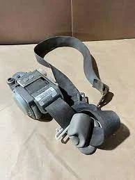 06-07 DODGE RAM OEM MOPAR LH FRONT SEAT BELT RETRACTOR 5KM831D5AC  189330 Foto 1 de 4