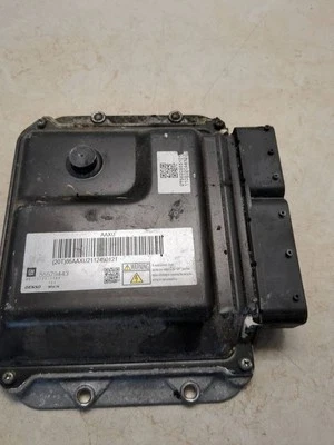 Modulo centralina motore Opel Astra H 2011 55579443 ECU VAQ3798 - Immagine 1 di 4