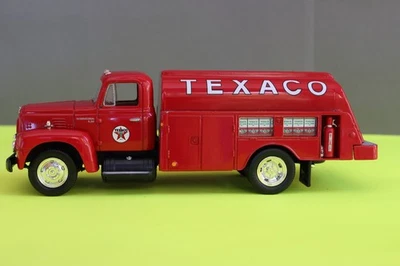 First Gear TEXACO Aviation Tanker 1957 International R-190 1:34 NEW 19-2120 - Image 1 of 4