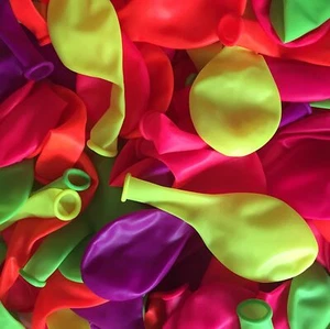 100 GLOBOS DE AIRE NEÓN luz negra efecto UV helio fiesta decoración cumpleaños Ø30cm - Imagen 1 de 8