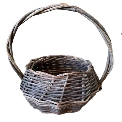 Vintage Basket Primitive Grape Vine Rustic Farmhouse Decor Storage Display 10x9” - Image 1 of 4