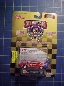 1/64 RACING CHAMPIONS NASCAR LEGENDS #77 1977 STAT CARD PLYMOUTH SUPERBIRD!  NIP - Picture 1 of 5