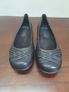 Yuu Womens Gail Slip On Flat Black Shoes Size 7 - Picture 1 of 13