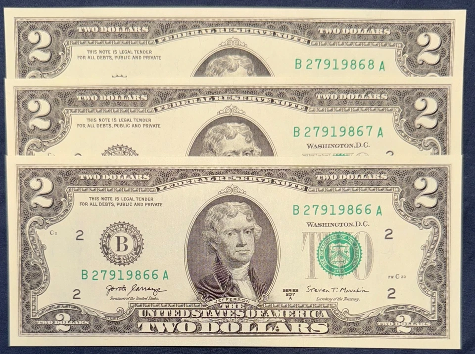 3 Consecutive Uncirculated 2 Two Dollar Bills 2017 - Three Sequential Mint Notes - Image 1 of 1