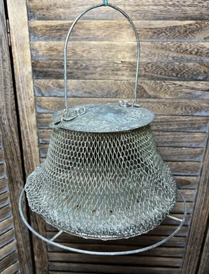 Cesta de metal pendurada vintage de malha de arame dobrável para pássaros selvagens - Imagem 1 de 4